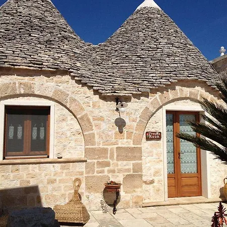 Trulli Colarossa * Alberobello