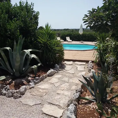 Trulli Colarossa Holiday home *